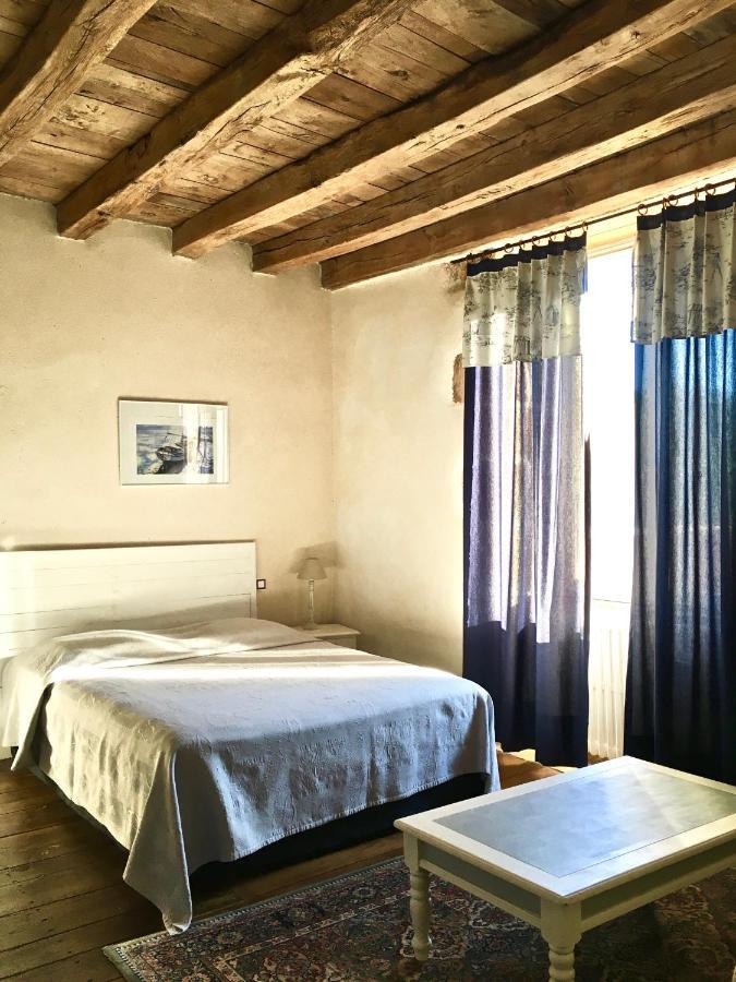 "La Maison De Villars" Au Coeur De La Nature Pressac Esterno foto