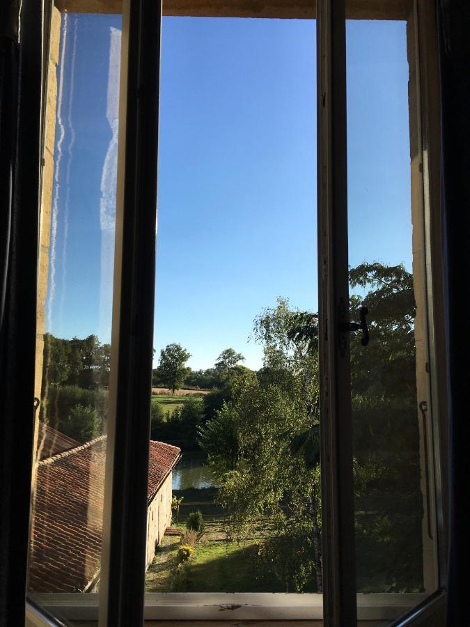 "La Maison De Villars" Au Coeur De La Nature Pressac Esterno foto